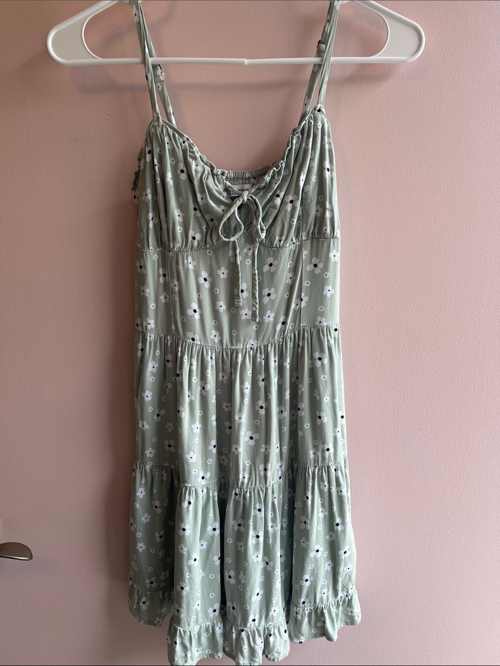 Hollister Sage Green Floral Tie-Front Midi Dress
